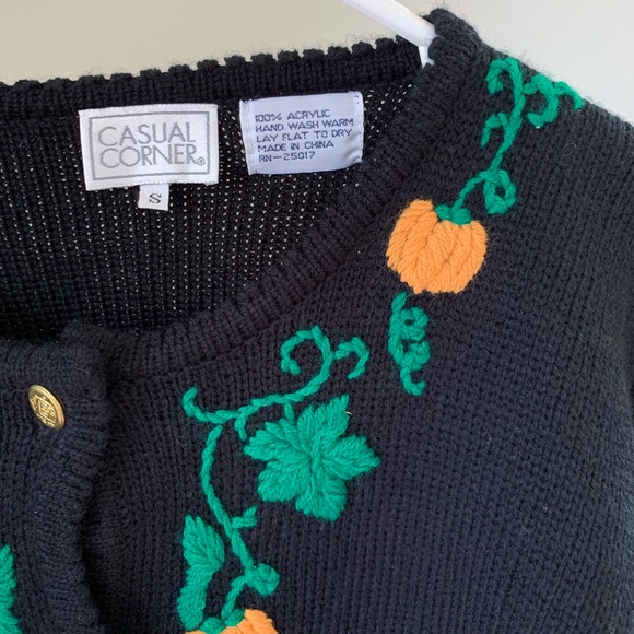 [SOLD ETSY] Vintage Pumpkin Halloween Cardigan - Picture 3 of 7